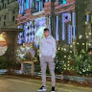 Meet your Posher, Kenny